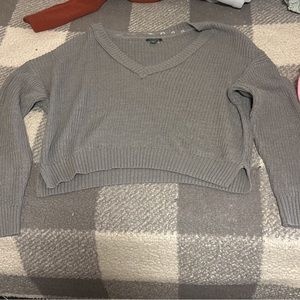 NEW Women’s long sleeve knitted top from target
